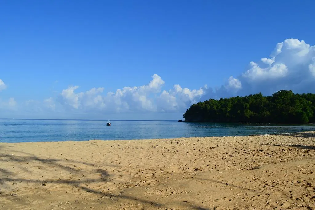 ***  Kaz Kreol Beach Hotel Ocho Ríos Jamaica